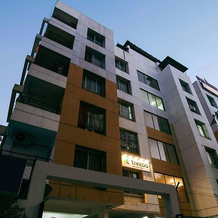 Treebo Empire Executive Premium, Hinjewadi Ξενοδοχείο Hinjawadi Εξωτερικό φωτογραφία